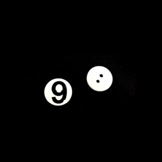 Two-hole black number 9 round white plastic buttons - diametre 13 mm - 7 pieces