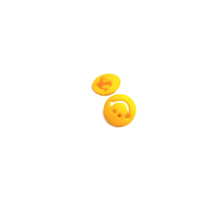 Round reddish yellow smiley plastic buttons - diametre 15 mm - 6 pieces