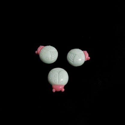Flat-back green and pink plastic ladybird cabochons - size 17 mm - 3 pieces