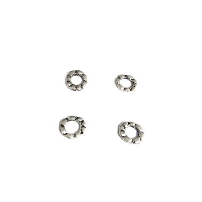 Silvery metal ring beads - size 9 x 11 mm - 4 pieces