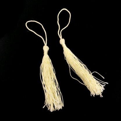 Light yellow tassels - length 80 mm - 4 pieces