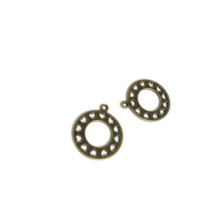 Perforated hearts round brass metal pendants - diametre 17 mm - 2 pieces