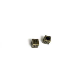 Brass metal letter P cube bead - size 7 mm - 2 pieces