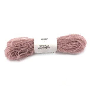 Greyish pink pure wool yarn - diametre 2 mm - weight 4 g