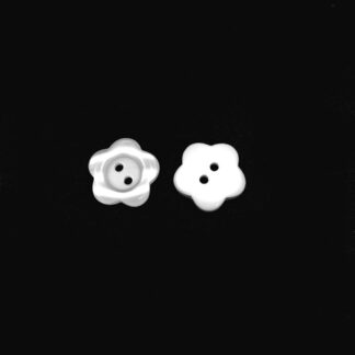 Two-hole shiny flower cream white plastic buttons - diametre 17 mm - 4 pieces