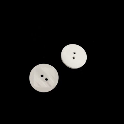 Two-hole shiny square face round white plastic buttons - diametre 21 mm - 4 pieces