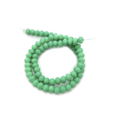 Faceted round light green glass beads by strand - diametre 8 mm - length 44 cm
