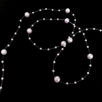Pinkish pearly white plastic beads string by metre - diametre 8 mm
