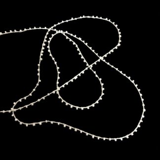 Pearly cream seed bead braided string by metre - diametre 2 mm