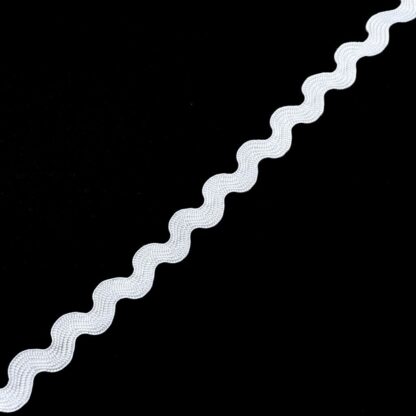White zigzag trim ribbon by metre - width 8 mm