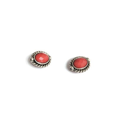 Faceted red rhinestones oval silvery metal bead - size 14 x 16 mm