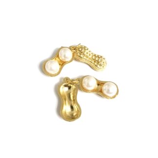 Pearly white balls golden metal peanut pendant - size 11 x 50 mm