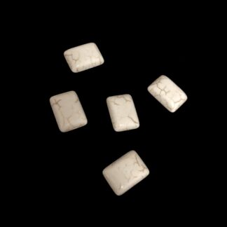 Flat rectangular crackle cream white stone cabochons - size 13 x 18 mm - 5 pieces