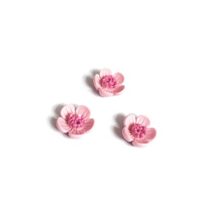 Flat-back light pink plastic flower cabochons - size 8 x 15 mm - 3 pieces