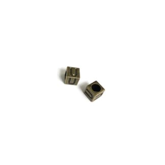 Brass metal letter U cube bead - size 7 mm - 2 pieces