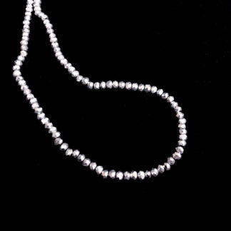 Faceted silvery beads by strand - diametre 3.5 mm - length 39 cm
