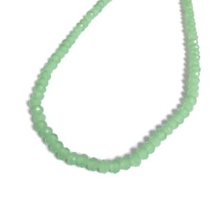 Faceted round light green beads by strand - diametre 6 mm - length 37 cm