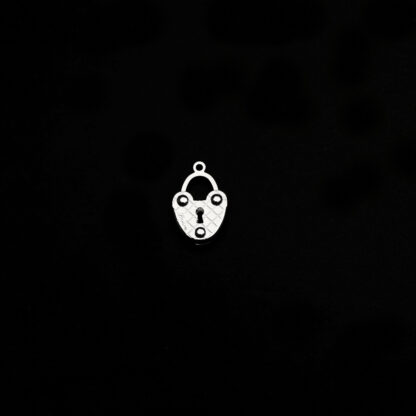 Silvery metal Love padlock pendant - size 13 x 20 mm