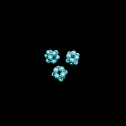 Pearly light blue cluster balls - size 10 mm - 3 pieces