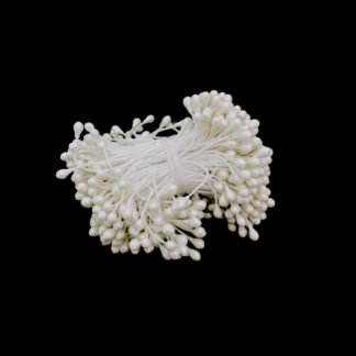 Cream white flower stamens - length 60 mm