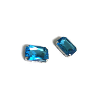 Silvery metal claws cup faceted rectangular light blue sew-on rhinestones - size 1.3 x 1.8 mm - 2 pieces