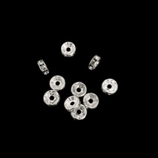 Flat round silvery spacer beads with clear rhinestone - diametre 7 mm - 10 pieces