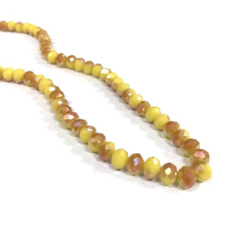 Faceted round yellow and orange brown beads by strand - diametre 7.5 mm - length 43 cm