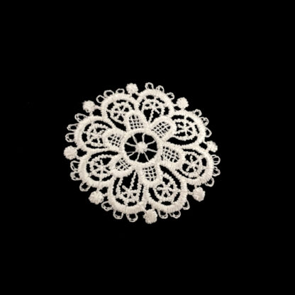 Cream white lace flower - diametre 53 mm
