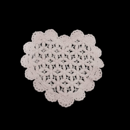 Cream white lace heart - size 80 x 85 mm