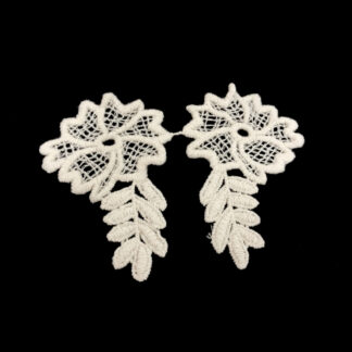 Cream white lace flower with leaves - size 53 x 84 mm - 2 pieces