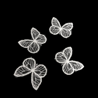 Embroided white netting butterfly - size 35 x 40 mm - 4 pieces