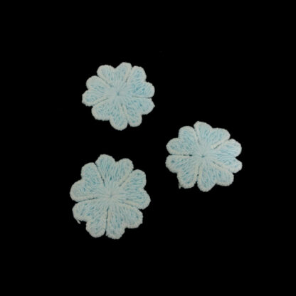 Light blue lace flower - diametre 32 mm - 3 pieces