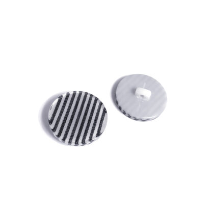 Black and white stripes round plastic buttons - diametre 25 mm - 7 pieces