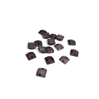 Faceted square flat-back glittery reddish brown sew-on rhinestones - size 7 mm - 17 pieces