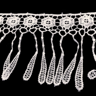 White flowers lace fringe by metre - width 95 mm