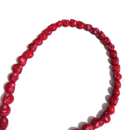 Red skull beads by strand - size 8 x 10 mm - length 40 cm