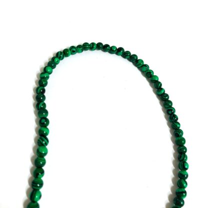 Round black and green stone beads by strand - diametre 8 mm - length 39 cm