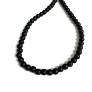 Round matt black beads by strand - diametre 6.5 mm - length 37 cm