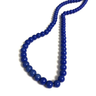 Round blue beads by strand - diametre 8 mm - length 82 cm